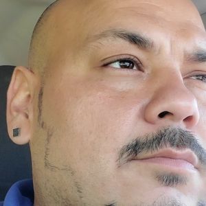 Meet your Posher, Cesar